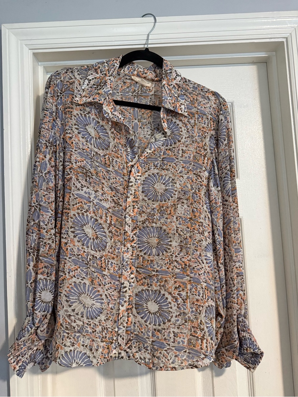 Women’s Casual Button-Up Shirt in Blue and Tan Floral Print
